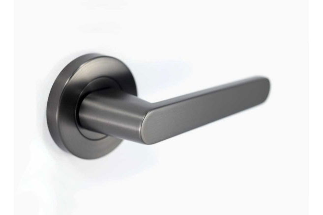 Gunmetal Handle